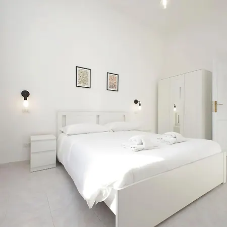 Appartement New Comfortable 2 Bedroom Della Vittoria By Halldis *